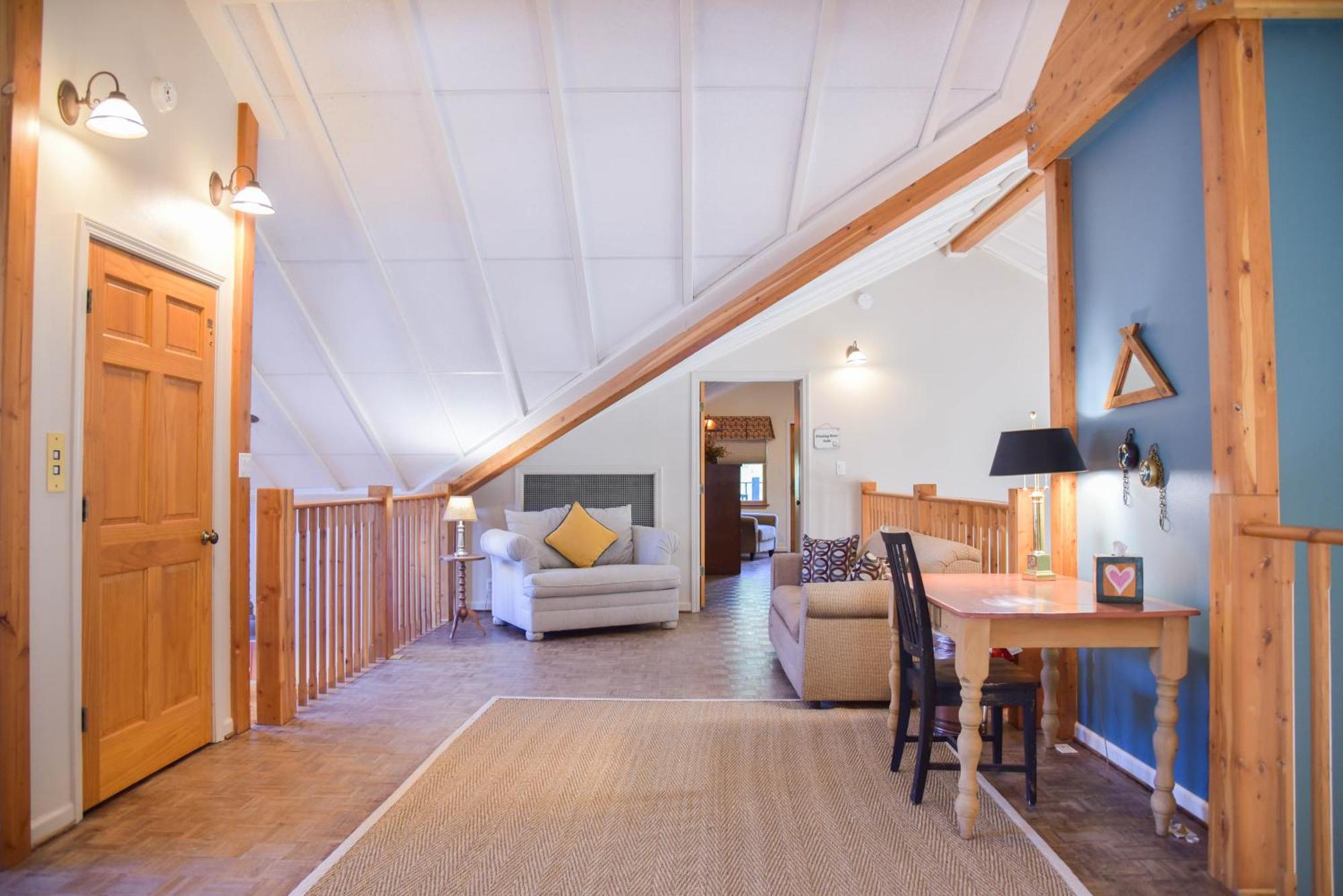 River Lyric Lodge - Formerly Double Dog Red River Zewnętrze zdjęcie